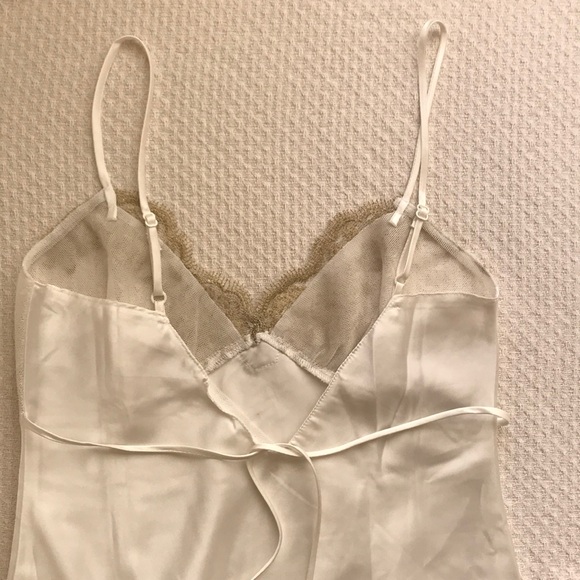 Satin nightgown - Picture 3 of 6